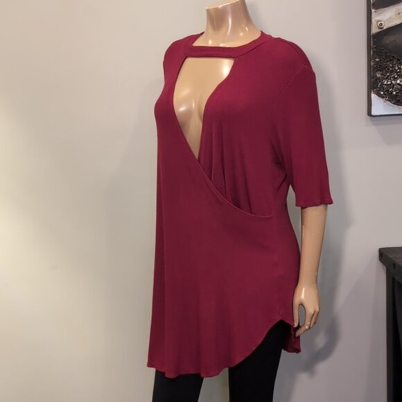 3/$20 Crave Fame By Almost Famous Wrap Top Short Sleeve Cut Out Vneck Ribbed - Picture 6 of 11